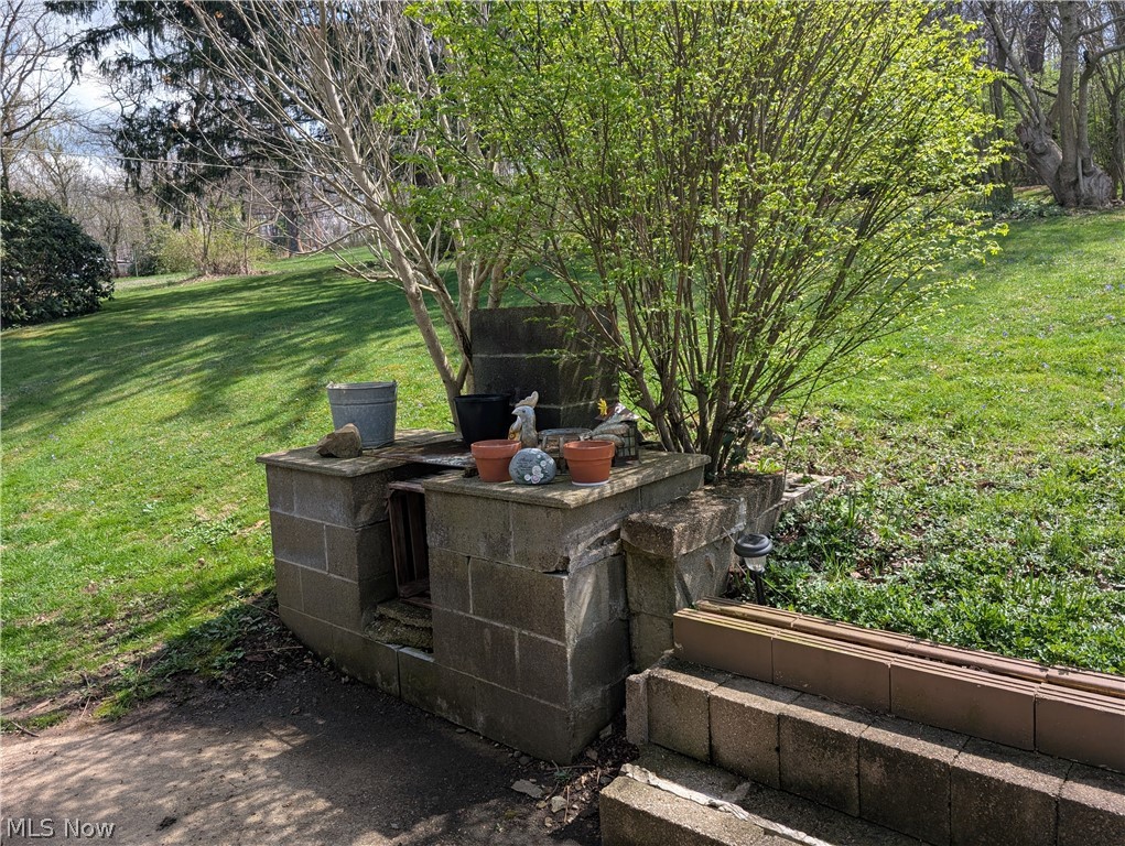 228 Crowley Drive Roseville OH 43777