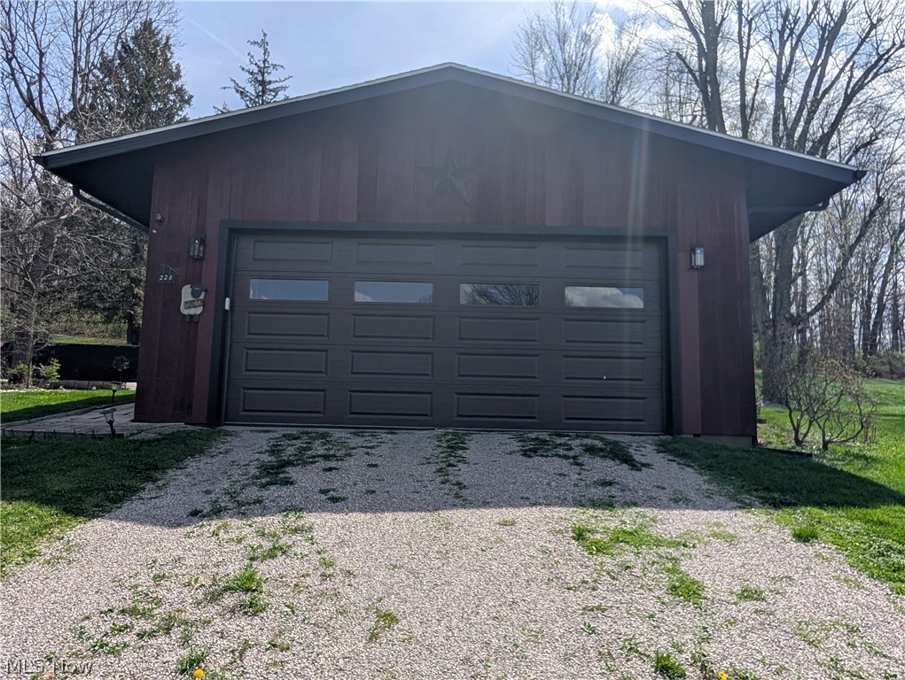 228 Crowley Drive Roseville OH 43777