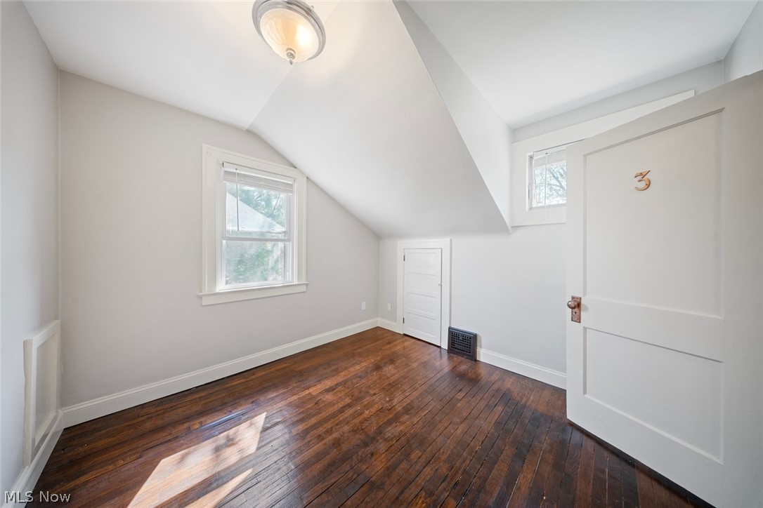 4011 Behrwald Avenue Cleveland OH 44109