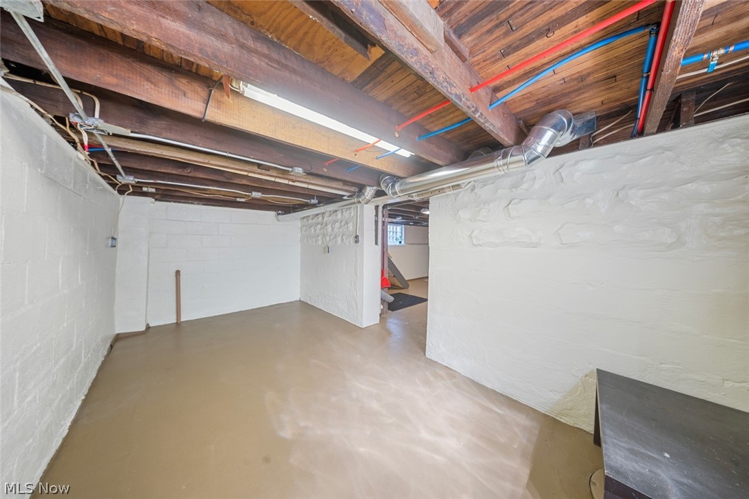 4011 Behrwald Avenue Cleveland OH 44109