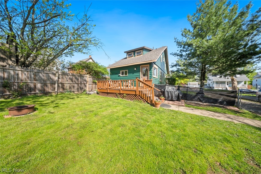 4011 Behrwald Avenue Cleveland OH 44109
