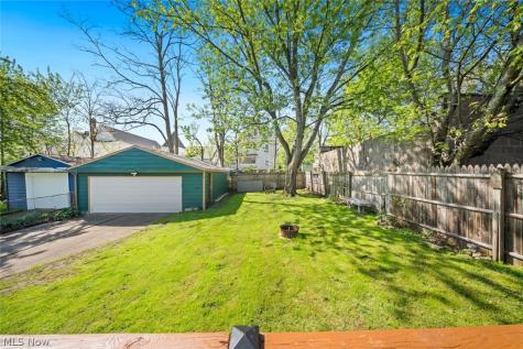 4011 Behrwald Avenue Cleveland OH 44109