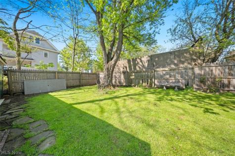4011 Behrwald Avenue Cleveland OH 44109