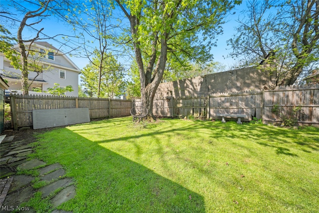 4011 Behrwald Avenue Cleveland OH 44109