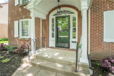124 Clemmer Avenue Akron OH 44313