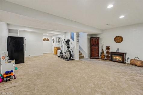 7922 English Oak Trail Macedonia OH 44056