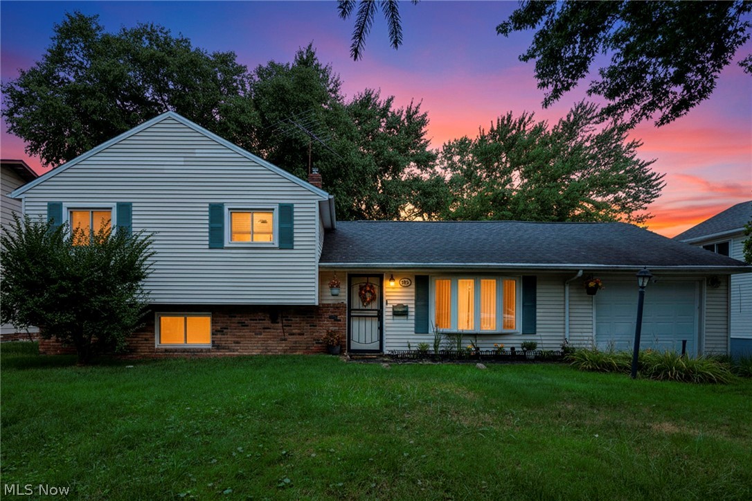 4933 Nan Linn Drive Richmond Heights OH 44143