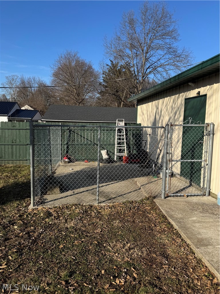 1096 Sevall Street Zanesville OH 43701