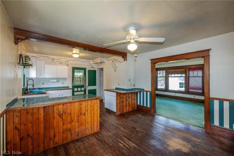 126 Fairview Avenue Wadsworth OH 44281