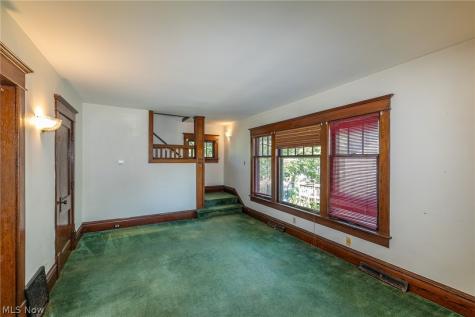 126 Fairview Avenue Wadsworth OH 44281