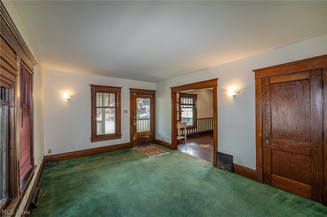 126 Fairview Avenue Wadsworth OH 44281