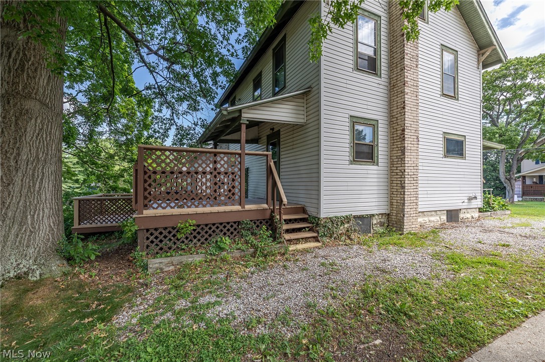 126 Fairview Avenue Wadsworth OH 44281