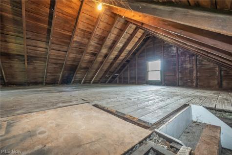 126 Fairview Avenue Wadsworth OH 44281