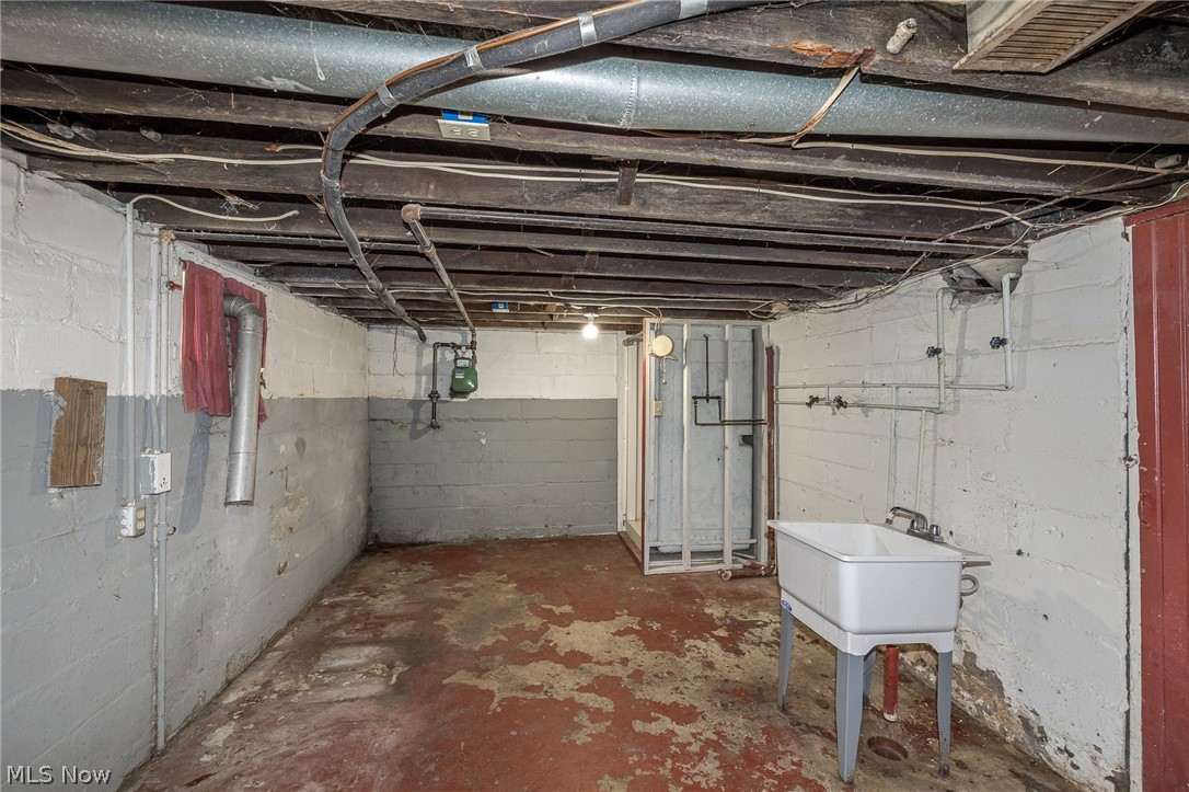 126 Fairview Avenue Wadsworth OH 44281