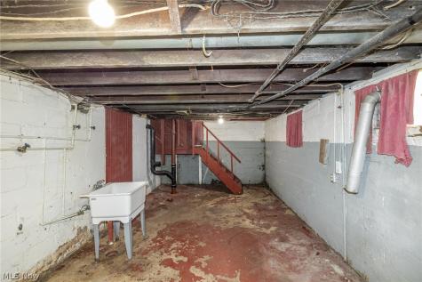 126 Fairview Avenue Wadsworth OH 44281