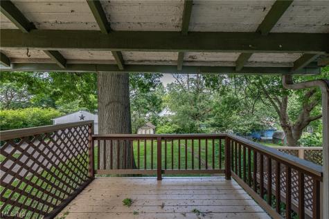 126 Fairview Avenue Wadsworth OH 44281