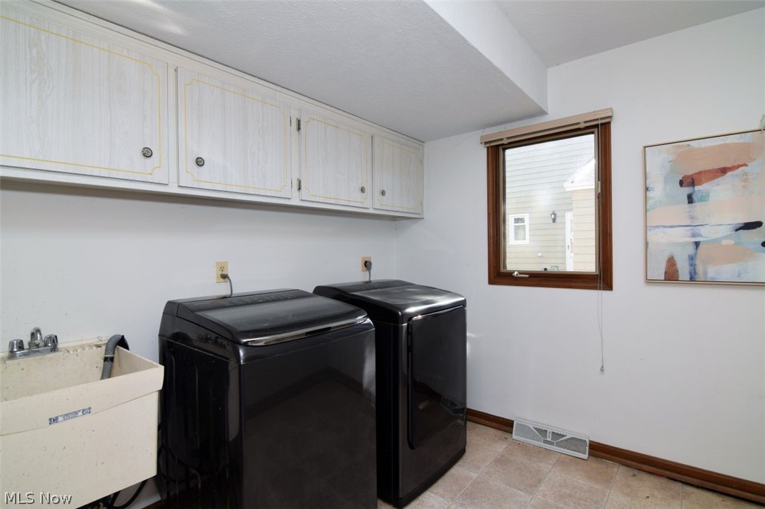 5137 Lansdowne Drive Solon OH 44139
