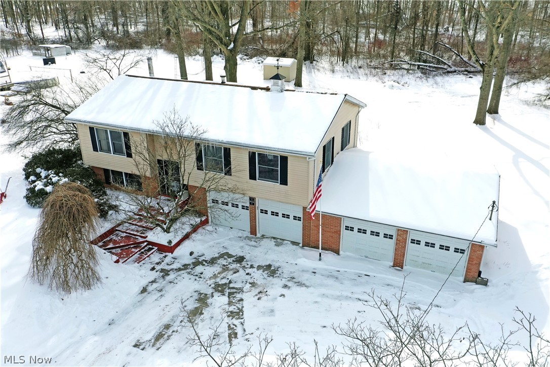 2516 Mahan Denman Road Cortland OH 44410