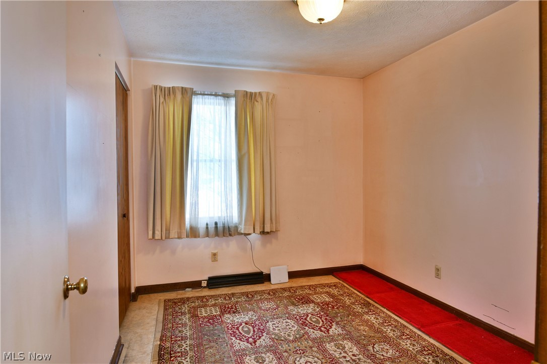 2516 Mahan Denman Road Cortland OH 44410