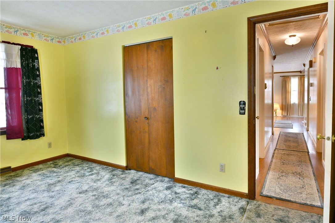 2516 Mahan Denman Road Cortland OH 44410