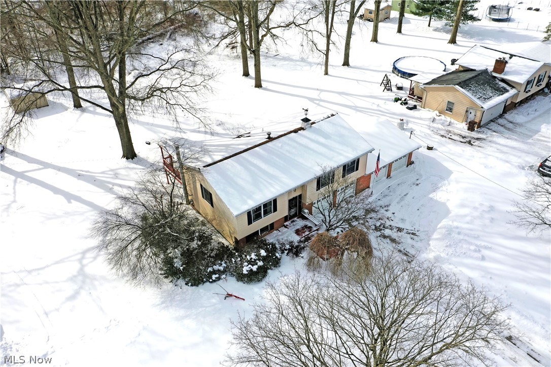 2516 Mahan Denman Road Cortland OH 44410