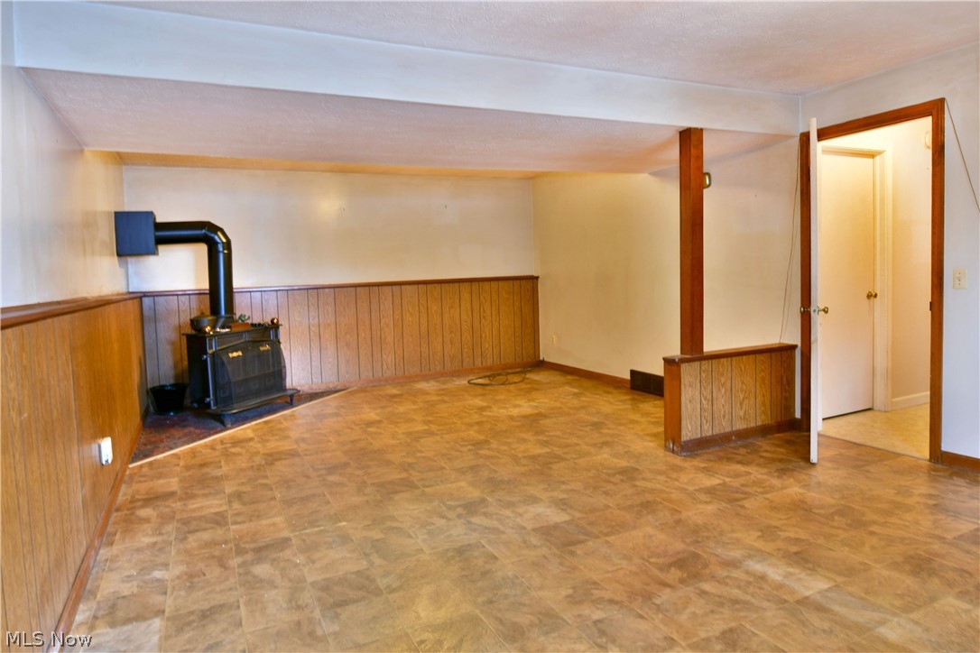 2516 Mahan Denman Road Cortland OH 44410