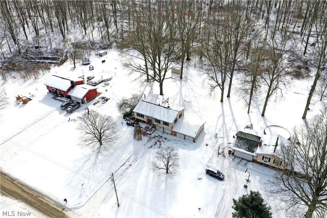 2516 Mahan Denman Road Cortland OH 44410