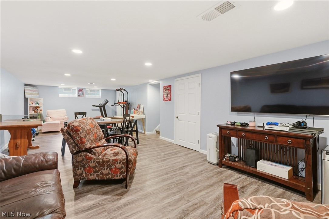 26901 N Woodland Road Beachwood OH 44122