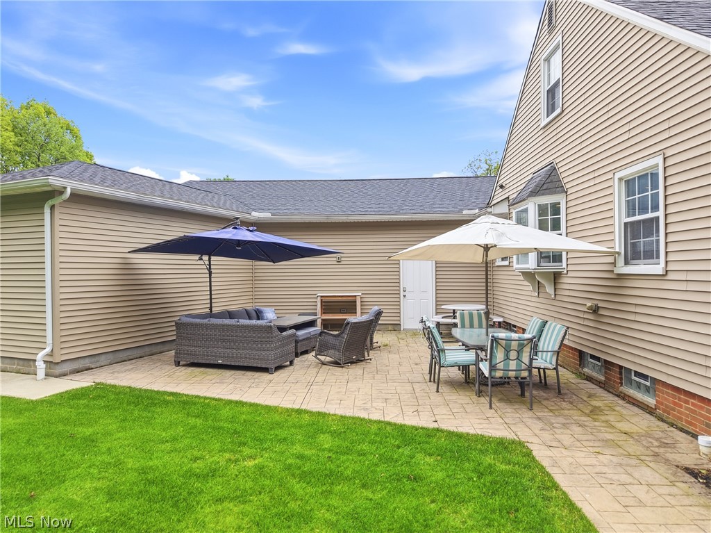 26901 N Woodland Road Beachwood OH 44122