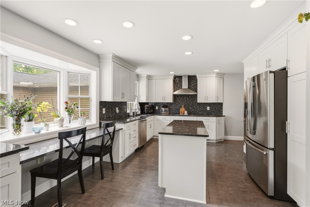 26901 N Woodland Road Beachwood OH 44122
