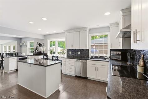 26901 N Woodland Road Beachwood OH 44122