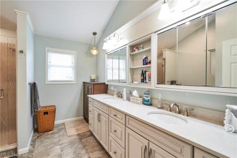 4395 Wedgewood Drive Copley OH 44321