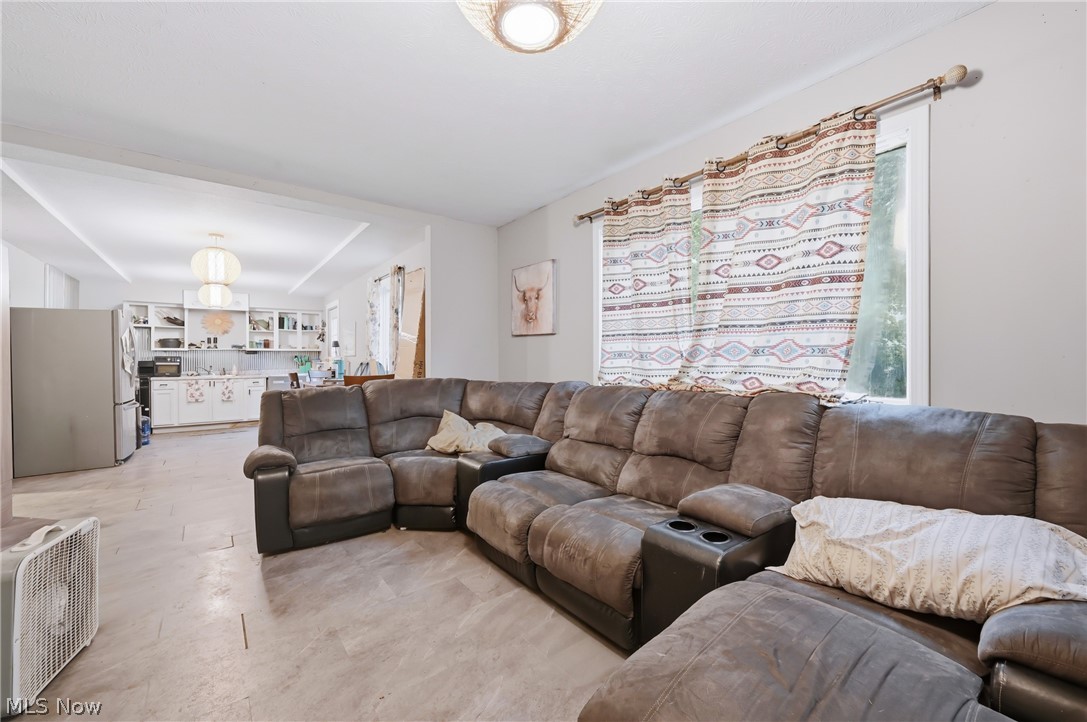 3470 Roseview Drive SE Hubbard OH 44425