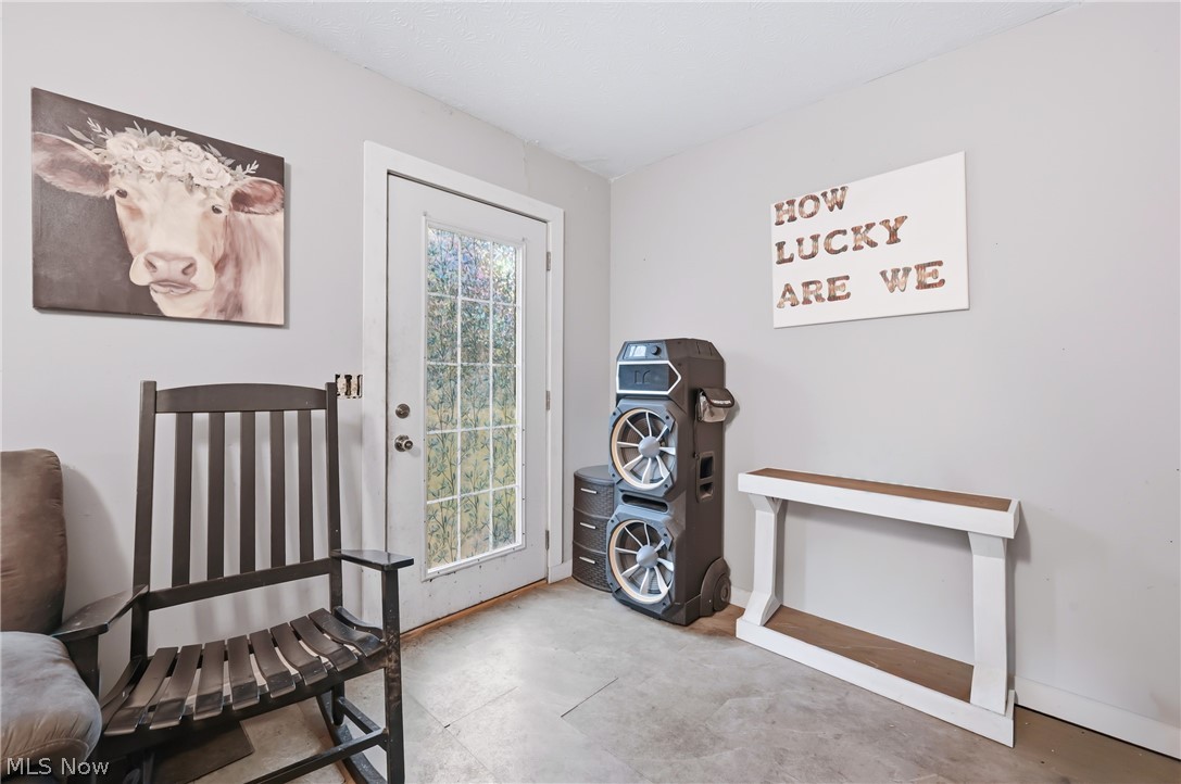 3470 Roseview Drive SE Hubbard OH 44425