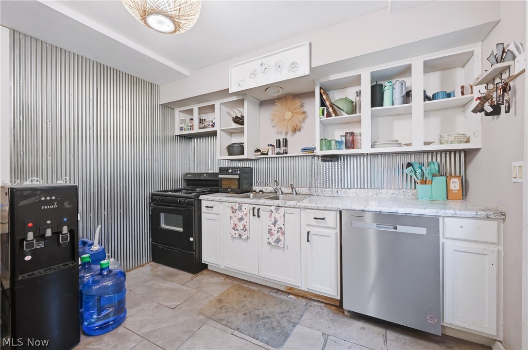 3470 Roseview Drive SE Hubbard OH 44425