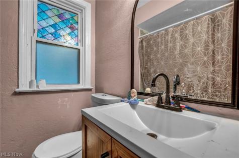 9604 Hilgert Drive Cleveland OH 44104