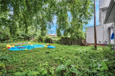 9604 Hilgert Drive Cleveland OH 44104