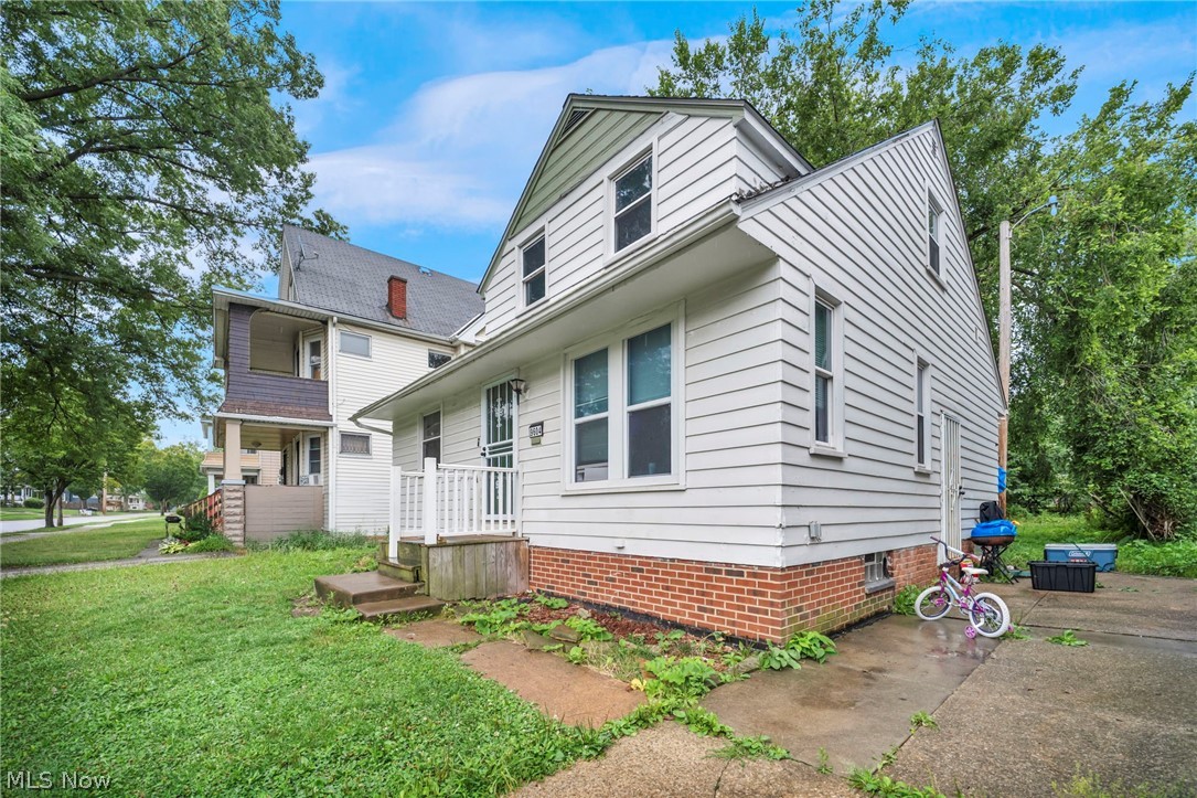 9604 Hilgert Drive Cleveland OH 44104