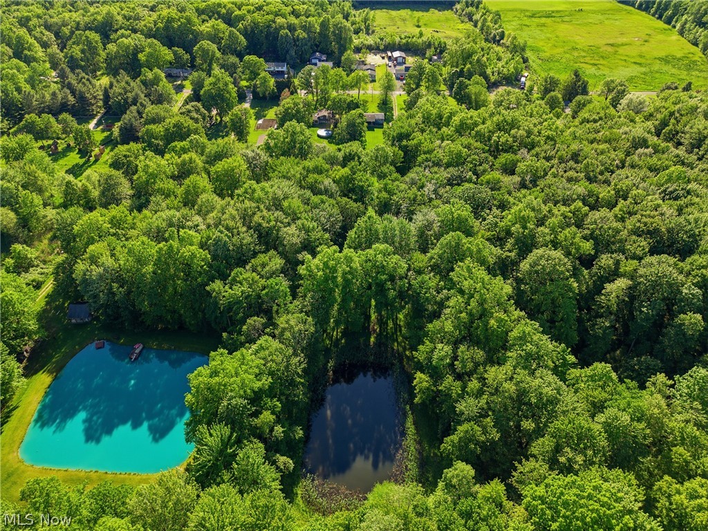 2693 Mahan Denman Road NW Bristolville OH 44402