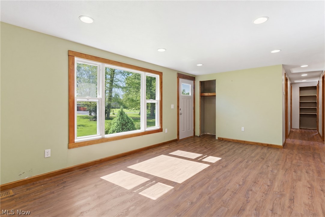 2693 Mahan Denman Road NW Bristolville OH 44402