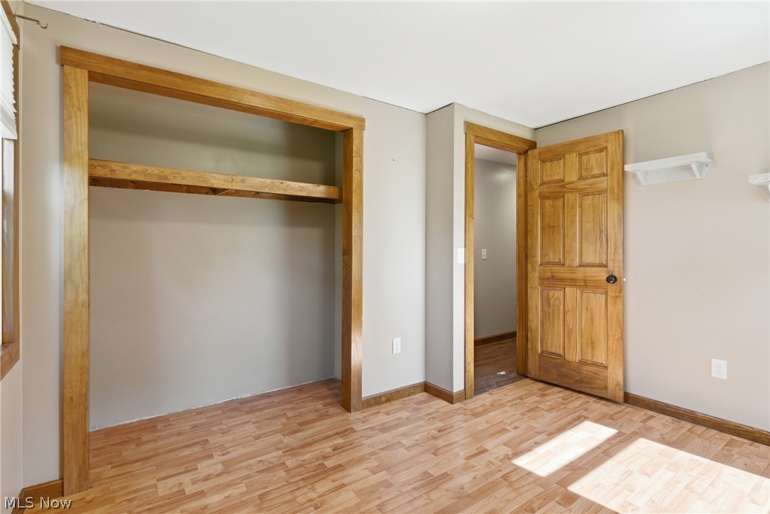 2693 Mahan Denman Road NW Bristolville OH 44402
