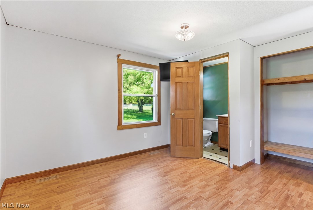 2693 Mahan Denman Road NW Bristolville OH 44402