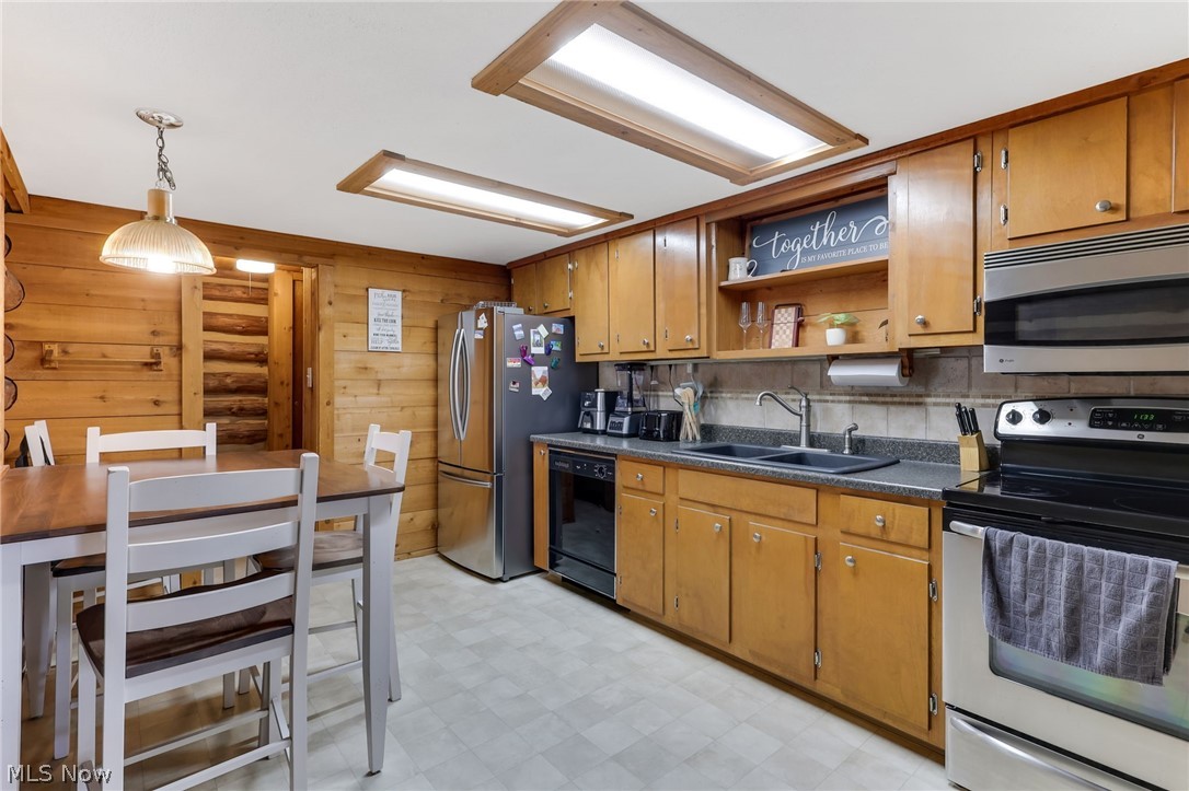 9273 Mulberry Road Mount Perry OH 43760