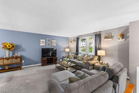 1270 Goldfinch Trail Stow OH 44224