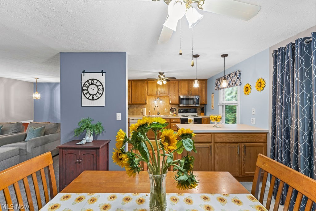 1270 Goldfinch Trail Stow OH 44224