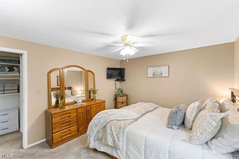 1270 Goldfinch Trail Stow OH 44224