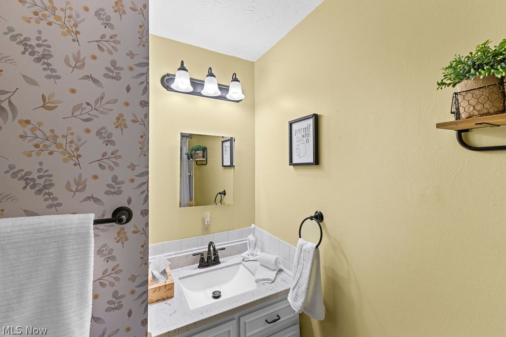 1270 Goldfinch Trail Stow OH 44224