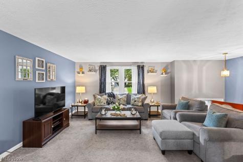 1270 Goldfinch Trail Stow OH 44224