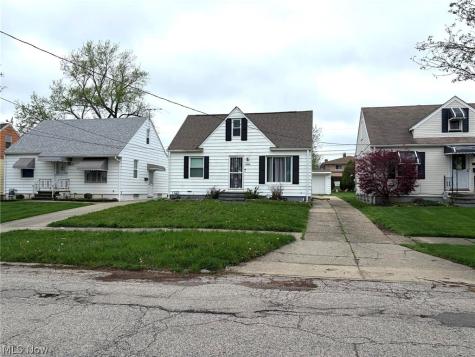 15521 Corkhill Road Maple Heights OH 44137