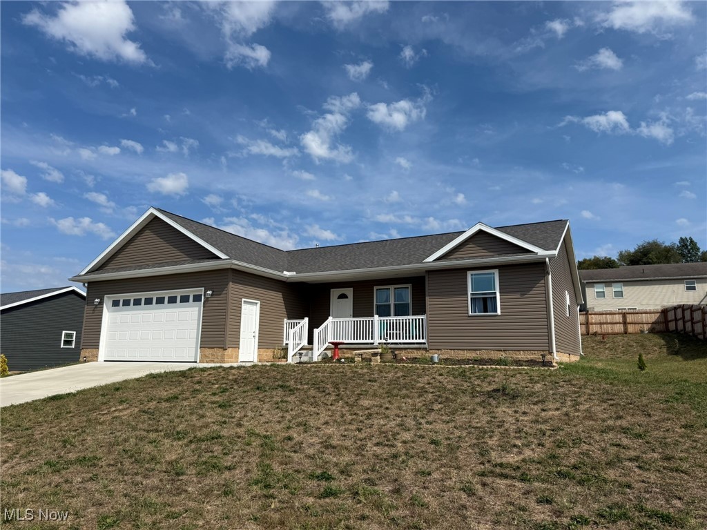 797 Glenda Street NE Bolivar OH 44612